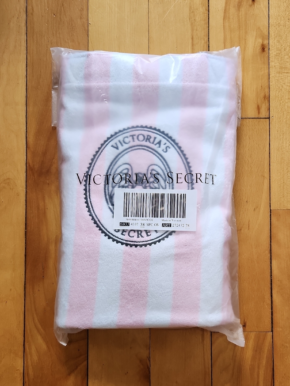 NWT Victoria's Secret Angel Essentials Terry Tote Bag - Pink & White Stripes - Picture 13 of 13